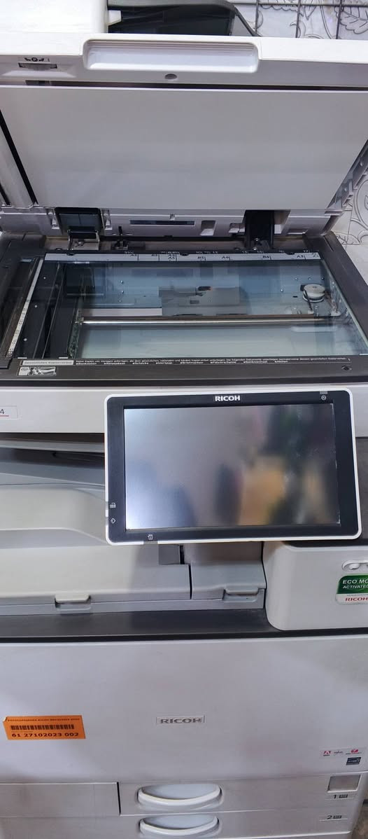 طابعة ريكو المعروفة تفيد اصحاب المكاتب والشركات موديل MPC4504 مستعمل قليل للبيع وشرط الفحص 
ليزري بودره الاحبار اقتصادي ومواصفات هواية بيها قيم بما يرضي الله وانطيني السعر . معلومة اني مشتريها جديدة بمليون و٣٥٠ قبل فترة والي يرغب خلي يتواصل ويدلل


**إذا كنت صاحب هذا الإعلان وتريد حذفه لأي سبب، رجاءا أرسل رسالة إلى الدعم الفني**