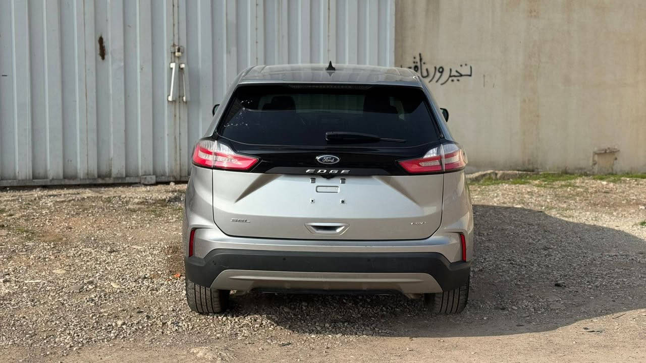 فورد ئیدج . مودیل 2024 . بو نید سبغ 2 پەلەی تعدیل یئد هەی . داخلی شەرتە . ئرباگ ستئرن سیستەم . ماصفات SEL . بصمە دەبل اکسل 4×4 . کوشن جلد و کارەبایی .کوشن هیتر . حساس رادار. ویل کب . تحدید سرعە . لاید لید...... هتد
سعر 155 مجال . موبایل *********** اكر, نينوى
