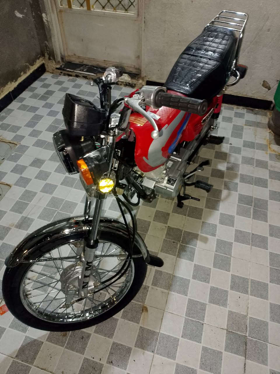 دراجه نامه امتياز موديل 25 اوراق بغداد السعر 700 بيها مجال مكاني واسط عزيزيه***********
