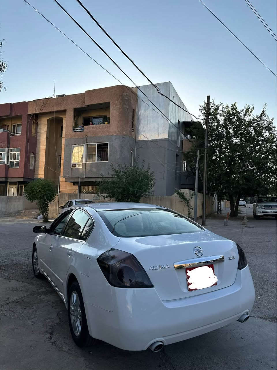 کامل بۆیاخ تەکسی بووە کراوە بە قسوسی 
بێ دەعم و بە بێ لێدراوی 
گێر ئۆتۆماتیک 
تەحدید سورعە 
تەحەکوماتی سەر سوکان 
چوار جام کارەبا 
ئاوێنە کارەبا 
سعری 78 کەمێ مەجال 
***********
*********** السليمانية, العراق
