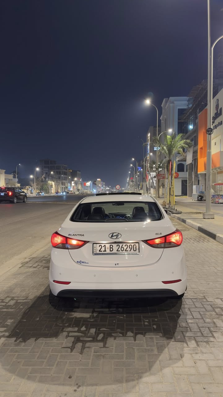 السلام عليكم.
النترا خليجي موديل 2014 GLS  كفاله من الضربه والصبغ والفتح بيها صبعين بارد بس 
سنوية وهزه جديده باسم كردي تريد تحويل تريد وكاله اعلى مواصفات ماشيه 95
كشنات تدفئه
كشن السائق كهرباء 
ستيرن تدفئه
اشاير بالمري 
مري شفط
فتحه سقف
كروز سرعه
تحكمات فول
تبريد قطعتين
وبيها بعد مواصفات 
السعر اتصل وتدلل 
اتصال فقط

مكان السياره البصرة /***********
