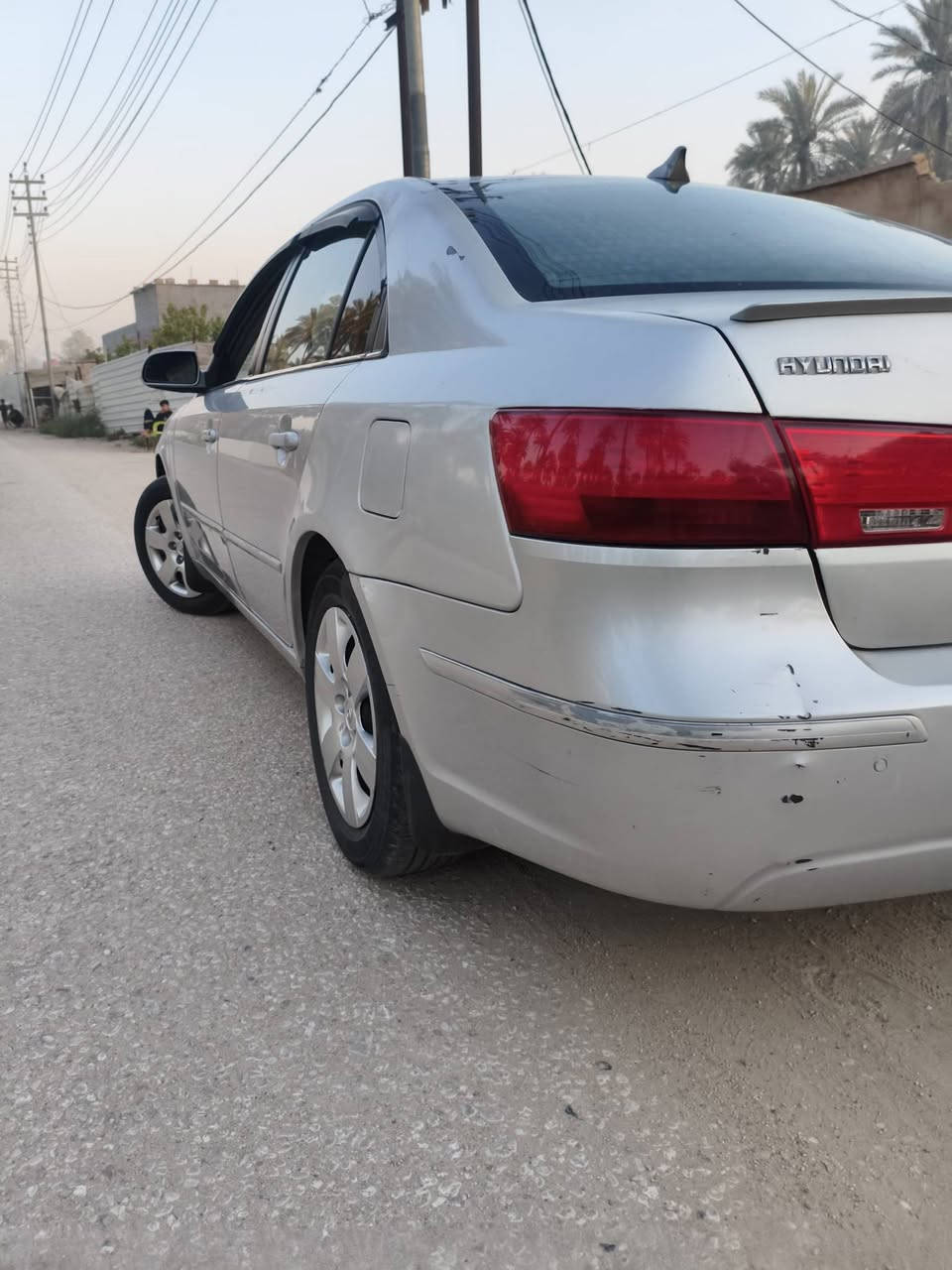 السلام عليكم(سوناتا موديل2007وارد امريكي تحكم ستيرن وفتحه وصدر وحداديه جديدات السياره خير من الله حادثه جاملغ خلفي وشويه من الجنطه الجاملغ لامامي مصبوغ)مكلف بل نشر وهاذ رقم صاحب العجله ***********
