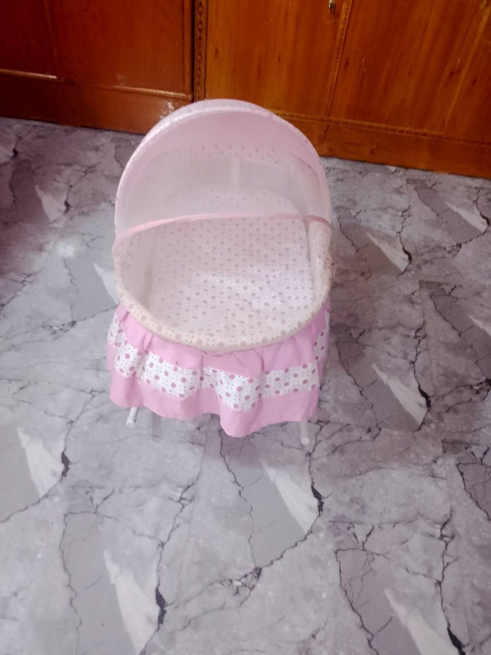 كريكوت اطفال هزاز للبيع السعر 20كوت الانوار ***********
