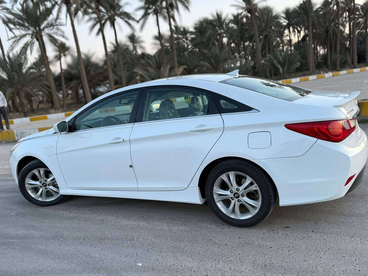 السلام عليكم سوناتا 2014 أمريكية حادثه نص بنيد وجاملغ أمامي سيارة جديدة من مكينه وحداديه وكشر  رقم بابل انكليزي بسمي شرط التحويل سعره ١٣٢ وبيه مجال للاتصال*********** واتساب مكان السياره بابل
