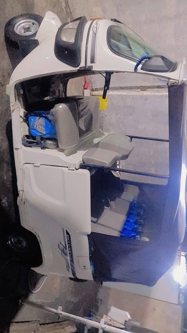 تكتك تيفي اس 2021مرقمه وكامله رقم نكليزي ب5250 مكاني بغداد المحرك كايم وهاذ رقمي ***********
