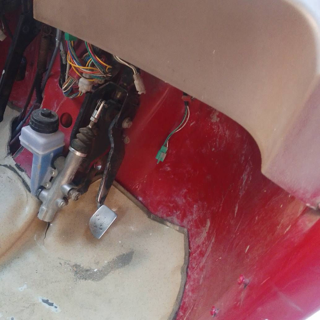 تك تك ١٨ اوارق صبغ عام 
محرك كسل مكفولات عنواني بغداد‏‪***********‬‏ واس اب
