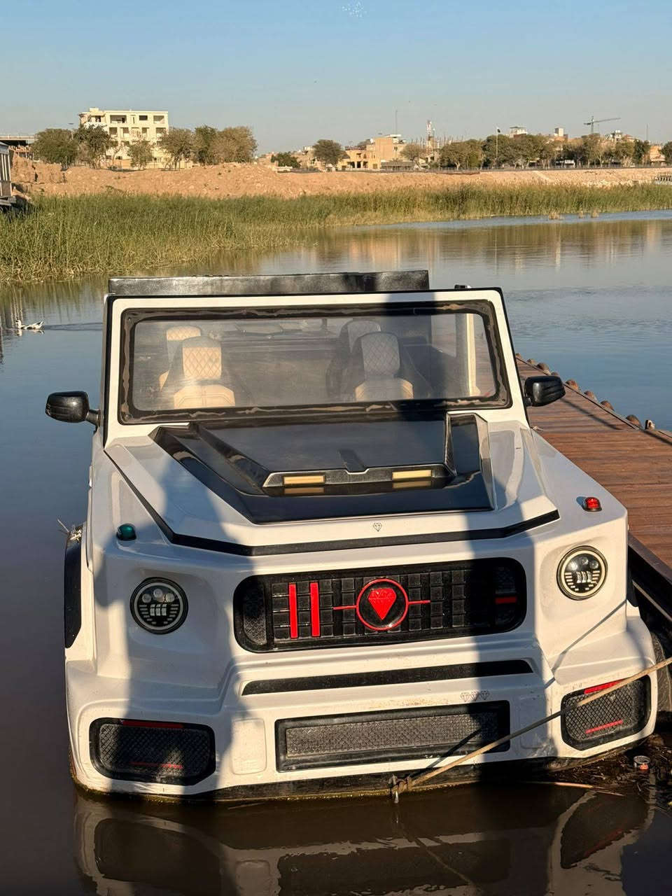 السلام عليكم سياره جي كلاس للبيع 4نفر محرك فور ستروك ياماها100 مديل2024
المحرك جديد طك صندوق الاتصال ***********
