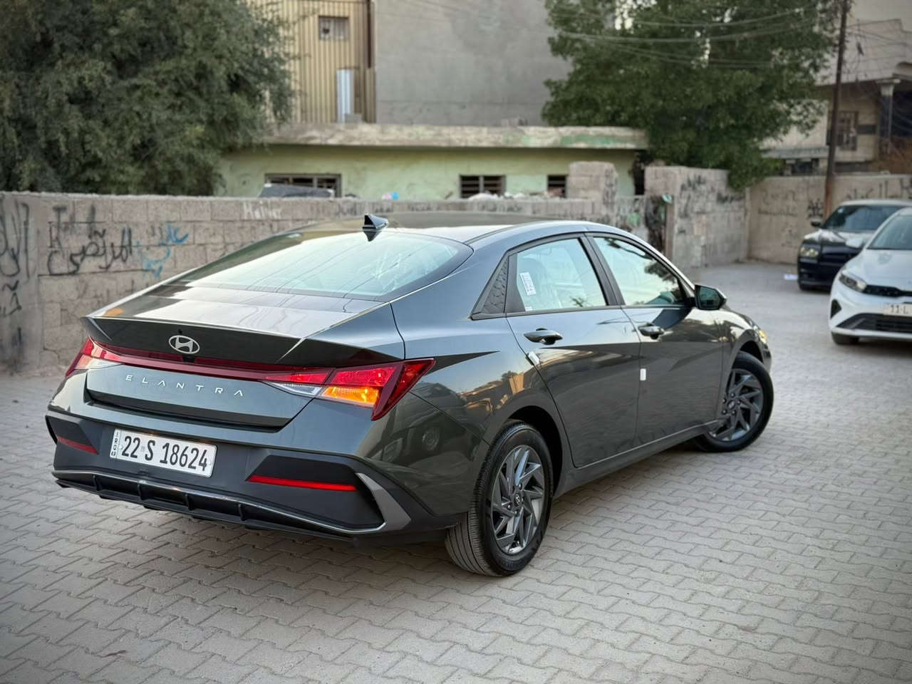 رمضان كريم 🌙 ‭ ‭ ‭***********
هونداي النترا SEL 2024 – الشكل الجديد

وارد أمريكي 🇺🇸 لون رصاصي ( نفطي )🩶

🚗 الضرر: سطحي جاملغ وربع بنيد 

❌ بدون دواخل لغد شاصي بدنه براكيت كله بلاد

❌ بدون إيرباك (جميع الايرباكات سليمه)

✔️ راديترات تبريد غاز كله بلادي

✔️ فقط هذا الحادث باقي السياره كفاله

   

🔍 البيع على الفحص بأي مكان يعجبك

📄 رقم أربيل جديد

📆 هزة جديدة سنوية لحد 2030

📝 وكالة أو تحويل موجود

⸻

🔥 المواصفات:

              • بصمة تشغيل + تشغيل عن بعد⚡️

             • جنطه ذكية تفتح عن الاقتراب 🚶🏻‍♂️

 • محرك 2000 DOHC دوش

 • رادارات 360° ❗️

(أمامي / خلفي / جانبي نقطة عمياء ⚠️)

 • تحديد مسار + سياقة شبه ذاتية

 • توقف ذاتي عند الاقتراب🚫

 • لايت زينون 3 عدسات + Led 

 • كامره خلفيه 

 •    شاشة لمس متصله مع عداد دجتال 

        إلكتروني متغير

             تدعم نظام Android Auto +Car play 

     اناره داخليه محيطيه متعددة الالوان🌈

 • 

 • تحكم ستيرن +كروز مثبت سرعه

 • 3 وضعيات قيادة (Smart / Sport / Normal)

 • داخل رصاصي 

‏ • Auto Hold + إطفاء ذاتي

 • منافذ USB / AUX / 12V

‏ • ABS + مانع انزلاق

 • 

 • حساس إطارات

 • ويل كب كروم

⸻

✅ السيارة نظيفة وجاهزة وما بيها أي نقص

ولا مصرف للبيع.او مراوس 

شراي اتصل ‭ ‭***********
