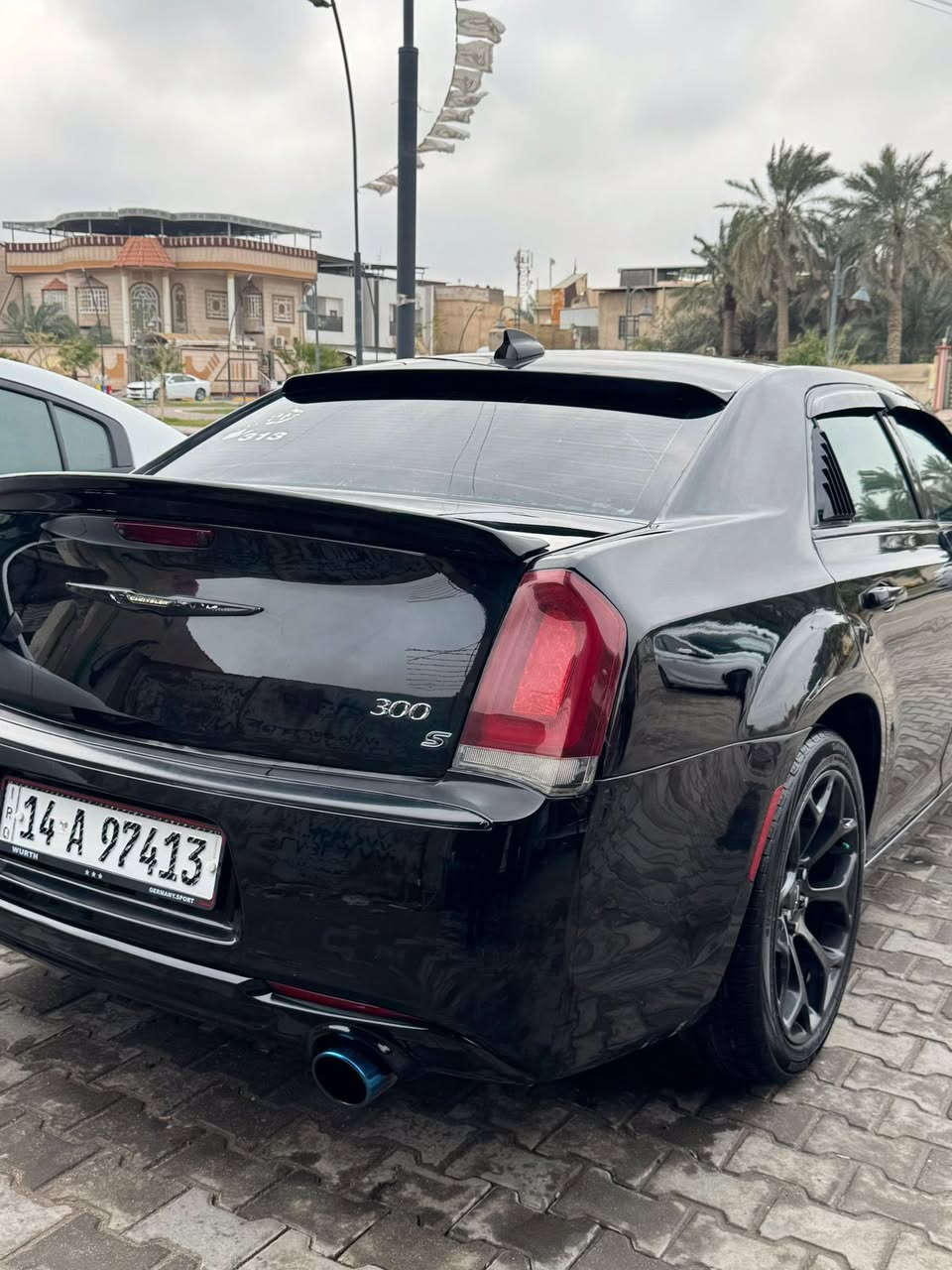 السلام عليكم اخوان اقرأ التفاصيل وانه خادم اوباما 2017اس ا اصليه  حادثهه سرقه  كل قطعها   مفتوحه وهنا صار بيهه رشت صبغ بدون حادث بلجاملغ الخلفي شرط اي دكه جاكوج ماكو   
السعر 175 وبيهه مجال للشراي  
وهذا رقم ***********
