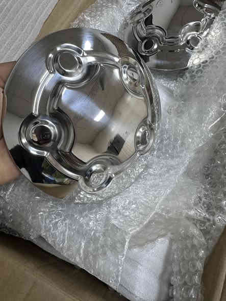 السلام عليكم الي جان يدور ع طوس مال فكتوريا توفرت جديد بالنايلون بالكارتون😅 للاستفسار واتس *********** يتوفر توصيل  لكافه العراق
