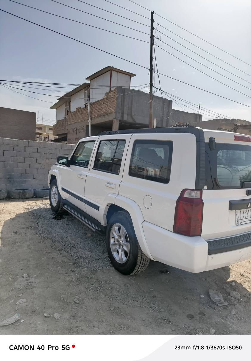 تحياتي الكم جيب كومندا البيع المديل 2008 السيارة نضيفه كلش عارضه ب  110هذا رقمي ***********
