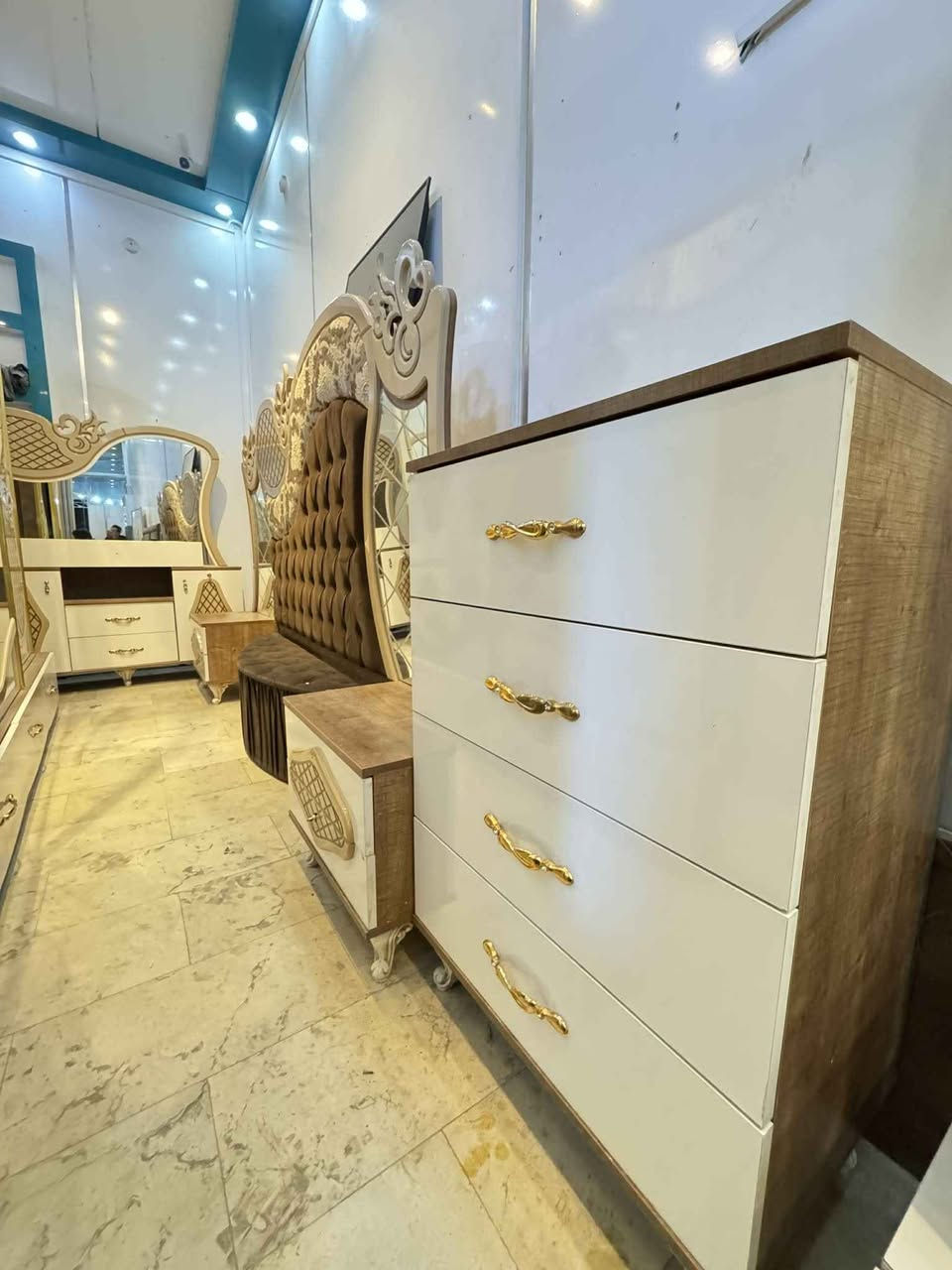 غرفه تركي مستخدم نظافه فول والسعر 625 العنوان نجف حي الجزيره النجف, العراق


**إذا كنت صاحب هذا الإعلان وتريد حذفه لأي سبب، رجاءا أرسل رسالة إلى الدعم الفني**