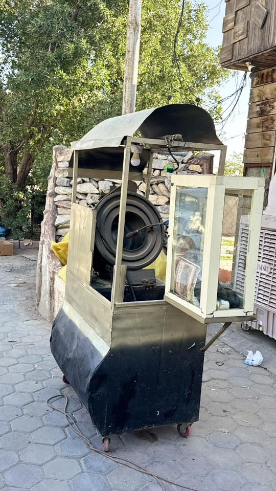 مكينه حب + عارضه جبس + ميزان مال حب نضيفه وقويه
سعرها 200 الف 
هاذ رقم تواصل 
‭0781 572 8511‬ ‬
