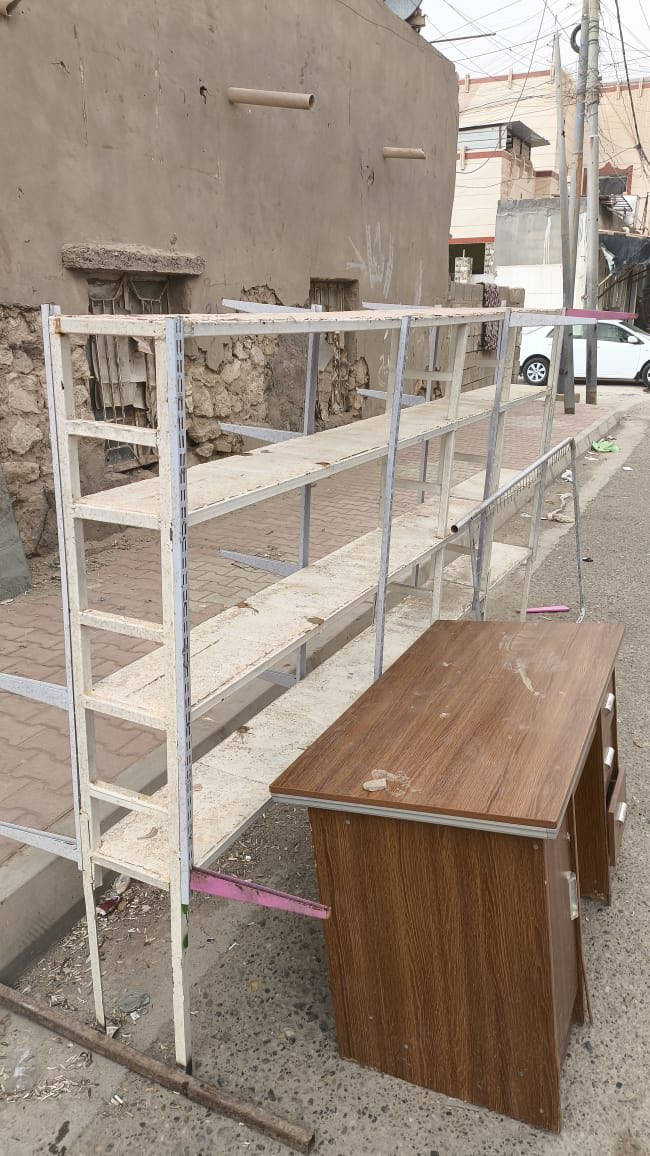 للبيع ميز مكتبي وميز وسطي حديد
سعرهن ١٢٥ الف


**إذا كنت صاحب هذا الإعلان وتريد حذفه لأي سبب، رجاءا أرسل رسالة إلى الدعم الفني**