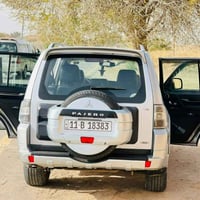 باجيرو • ٢٠١١ • ٤×٤