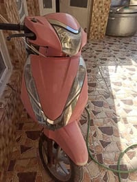 دراجه ليدي صيني للبيع نضيفه كهربائيات كامله فقط كرنك الرقم 07819442267