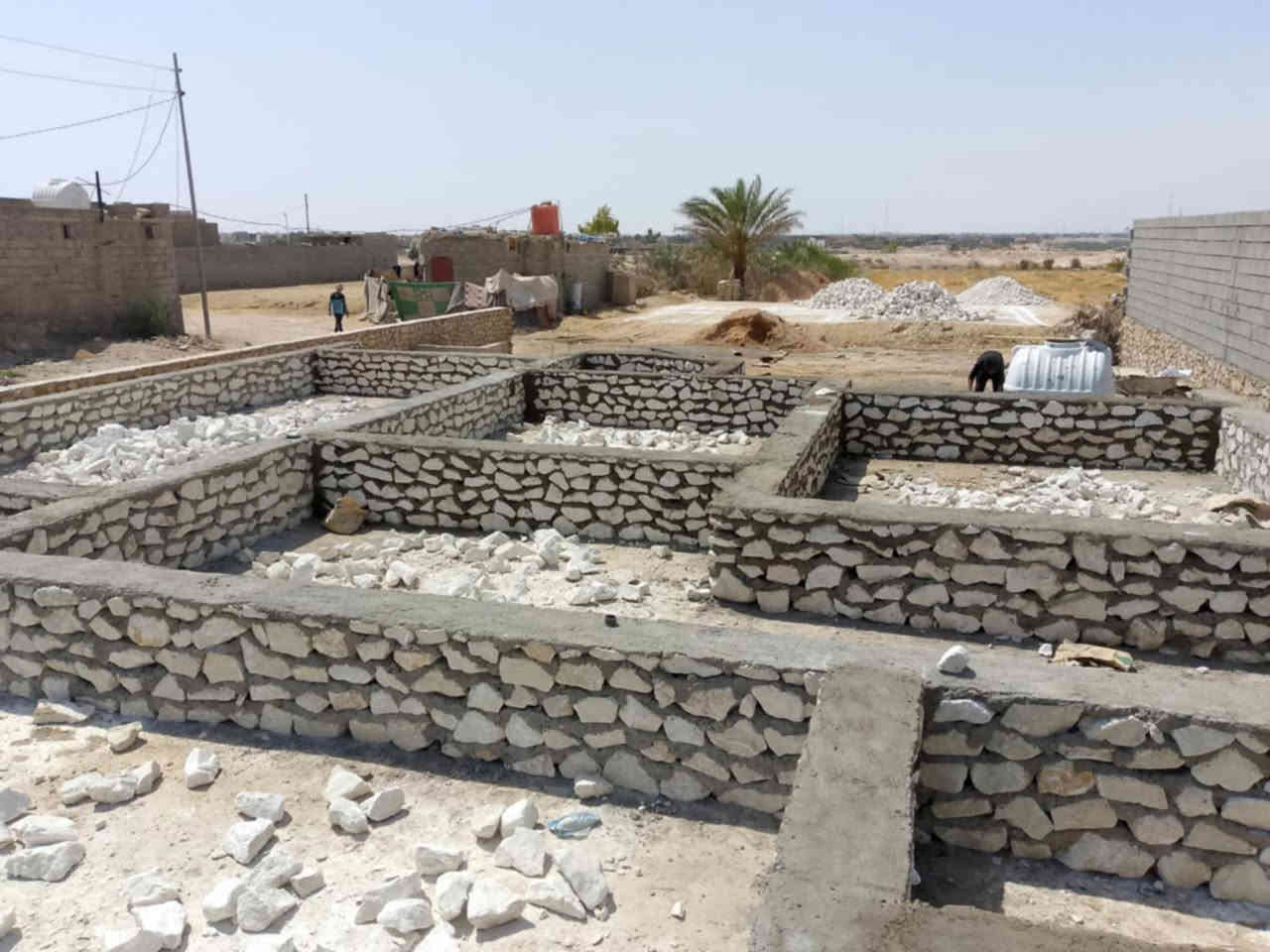 سلام عليكم بناه بلوك وحجرمستمرين وياكم الحجز على رقم ***********
