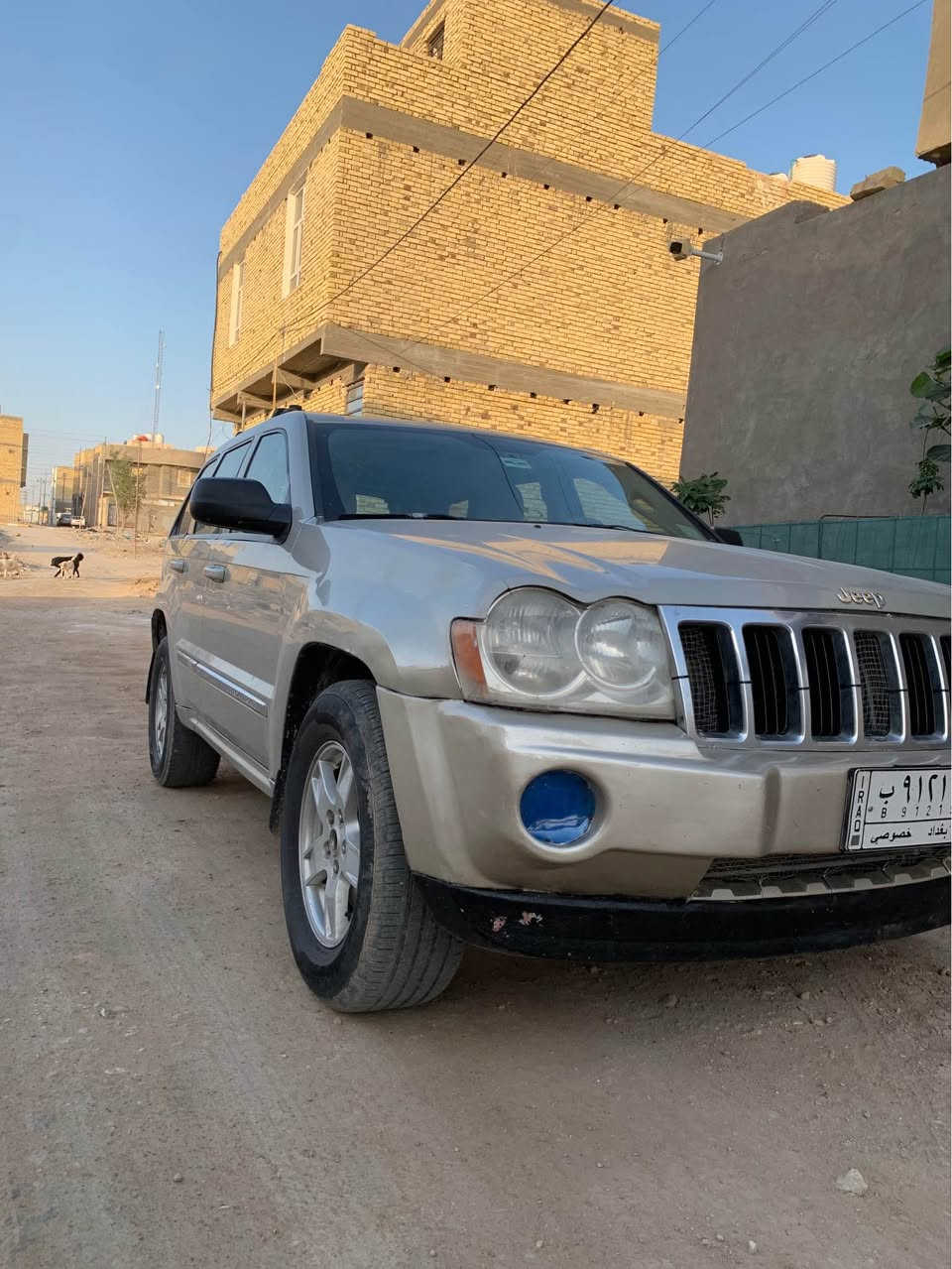 جيب كراند شيروكي لمتد 2007 
كير اوتماتيك 
سياره بحاله جيده خاليه من العيب الشرعي
 غير مصبوغه 
محرك 8 سلندر عزم قوي دفع رباعي 4x4
مكاني في الناصرية 
السعر 90$
للتواصل على الرقم او الواتس
*********** ناصرية, ذي قار
