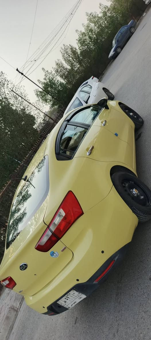 السلام عليكم
كيا ريو 2016 وارد أمريكي 
حادثها جاملغ خلفي وأمامي جهة اليسرى فقط
مكاني بغداد الجديدة شارع المسبح
السيارة كلهة شغالة 
تخم تاير جديد
مكينه 1600
باتري جديد 
السيارة جاهزة وخير من الله
تبريد ميكانيكي ثلج
السعر/82$وبيها مجال
للاستفسار/ ***********
