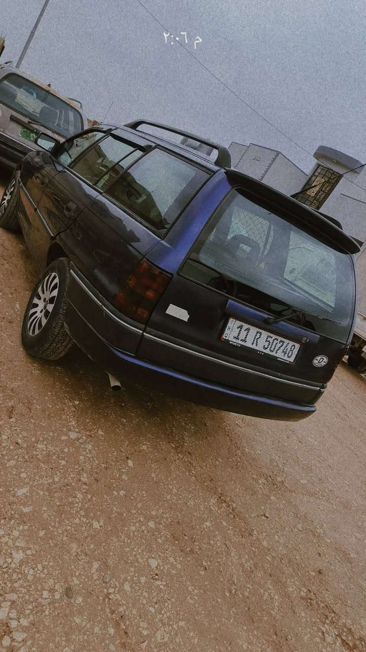 السلام عليكم سياره للبيع استرا موديل 95 كير اوتوماتيك شرعيها بالموصل تريد وكاله تريد تحويل السعر 56 وبي مجال اللي يريد هذا رقمي ***********
