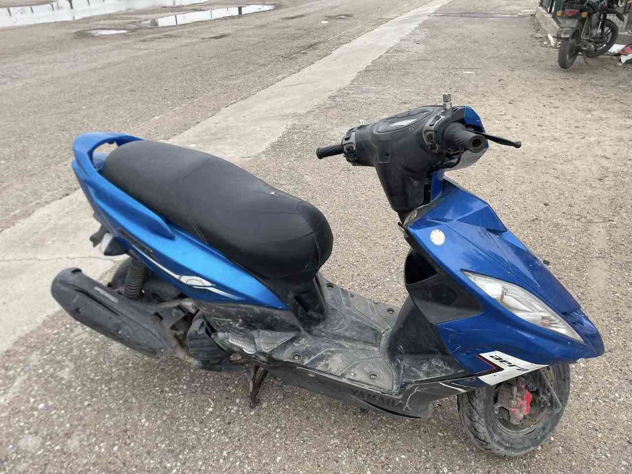 المواصفات الأساسية:
• النوع: GTR (النوع الرياضي).
• الحالة العامة: ممتازة جداً (نظافة البودي والمحرك 100%). السعر 750
بغداد 
***********
