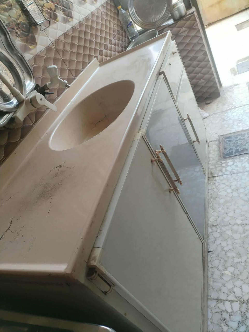 غراض للبيع
كاونتر وسنكي 425 مجال بسيط
ثلاجه 75 بيها مجال 
طباخ 35
مكان أبو خستاوي للستفسار عل خاص


**إذا كنت صاحب هذا الإعلان وتريد حذفه لأي سبب، رجاءا أرسل رسالة إلى الدعم الفني**