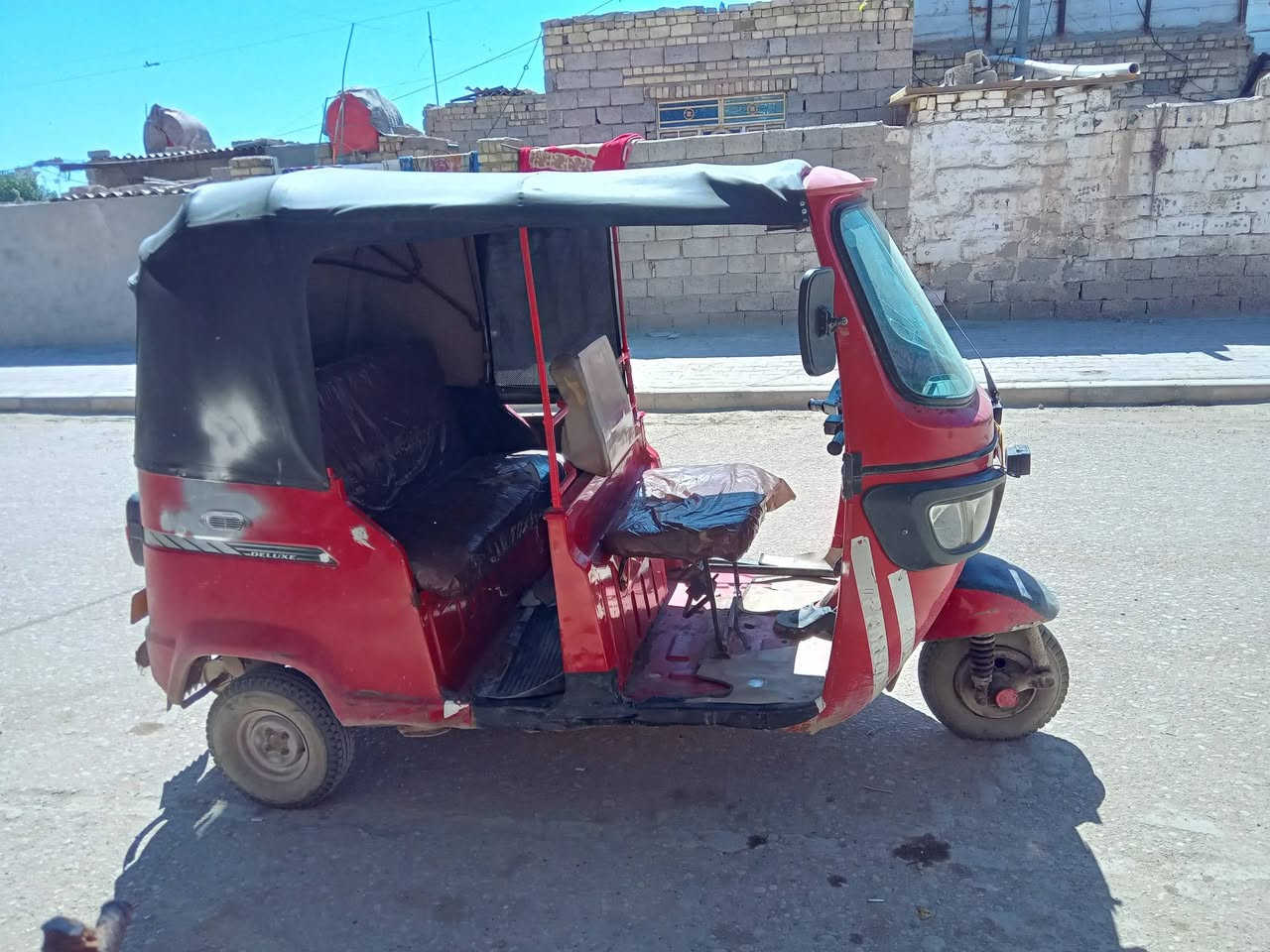 السلام عليكم. تكتك ادوات بس مكفوله عشاريا وقانون. مكلف بنشر  سعره مليون و٧٠٠. شراي يتصل ***********
