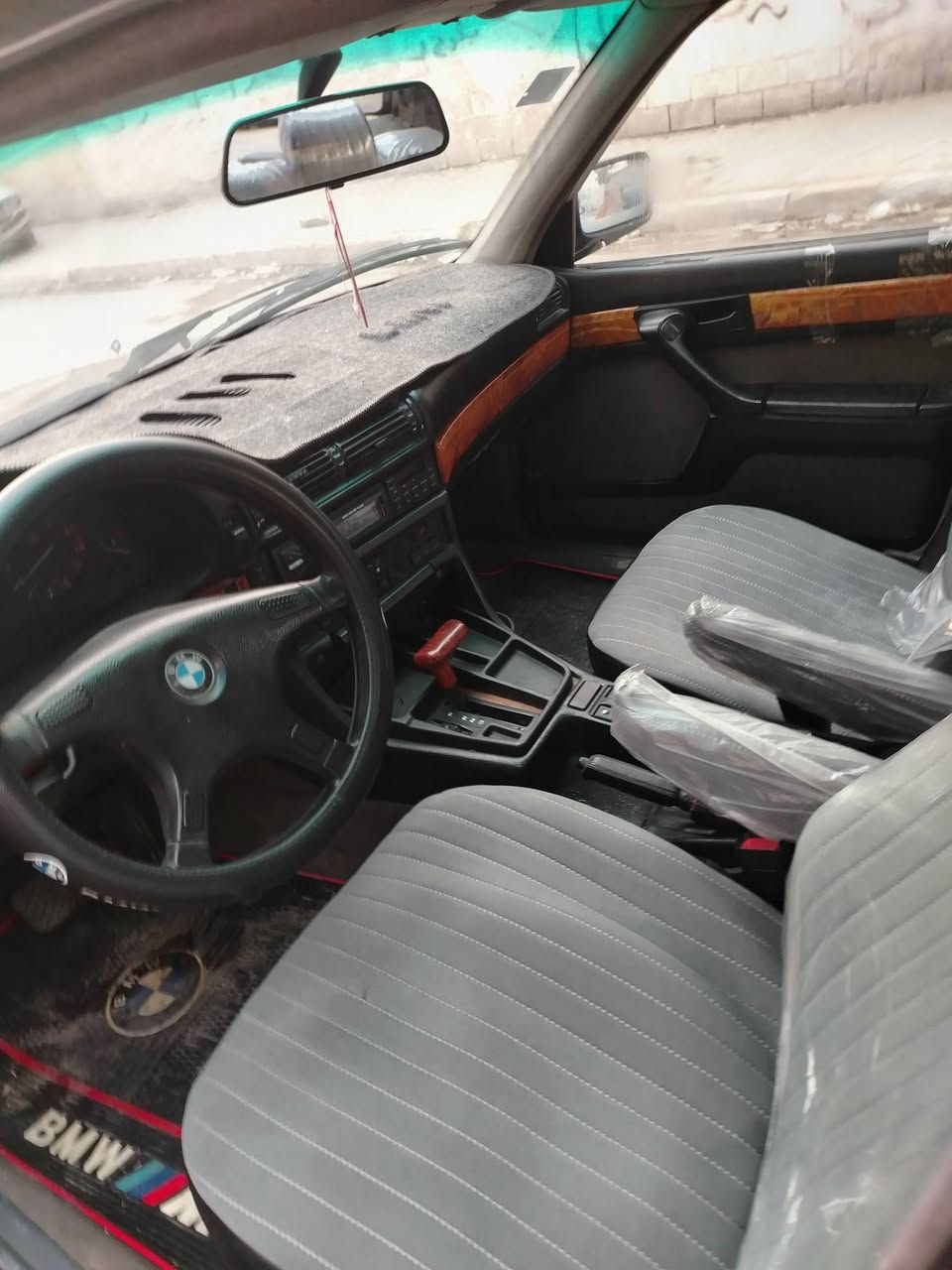 سلام عليكم ابيع بي ام 735
مكينه كير مكفولات تبريد ثلج باتري جديد
كهربايات كلة شغالة تخم تايرجديد
مكفوله كفاله عامه بدون صبغ بيه طخه بصيطه
صدر امامي خلفي جديد سيارة جديده نشطه
غرفه دوشمه جديدة مكينه شك لكاع مري تحكم
سلايت شغال ٤ جام كهرباء سياره ما تصرف على الف
ترايك وين ما تريد السعر ٤٥  بيه مجال
مكان بغدادجميلةثانيه ***********
