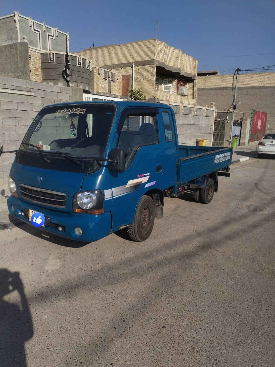السلام عليكم كيا فونتيرة ام عيون للبيع موديل ٢٠٠٠ مكفولة رقم بغداد بأسمي تحويل ثاني يوم عنواني بغداد الشعلة السعر ٨٥ وبي مجال 
***********
