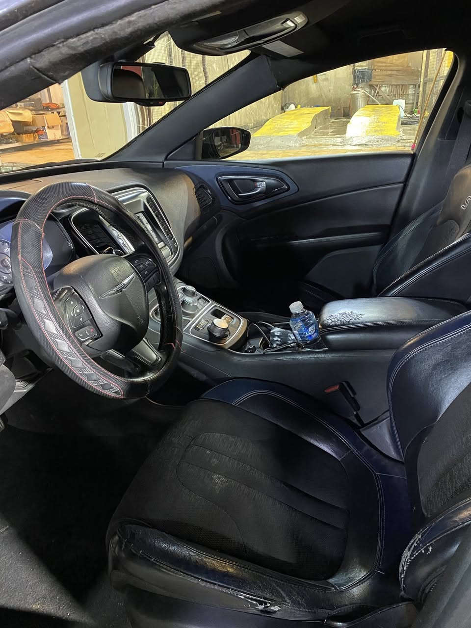 سلام عليكم
كرايسلر 200 فئة s
نص فول
كير مكينه فول
تبريد تدفئة فول
شاشة وسط 
شفتات سترين
دشبول s
تحكمات
كشن كهرباء جلد ومخمل 
حادث سيارة بجم حريق مواصل للداخل وبلعراق صبغ باب السايق
رقم انكليزي جديد
مكان سيارة بغداد الكاظمية 
معلومات اكثر اتصل علئ الرقم غير متواجد فيس ‭
‭0776 093 6500‬
