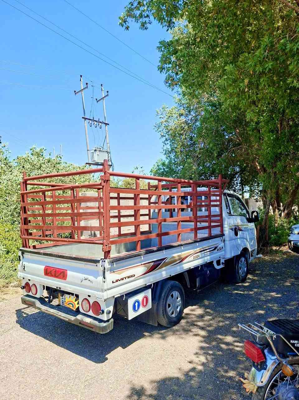 كيه بنكو مفتوح للبيع موديل ٢٠٢٤سيارا مكفوله بس باب لعبري مبدل طخ بصيطا فقط بسلباب بدون داخل ولاصبق ولباقي كفاله رقم ميسان لعماره تحويل مباشر ثاني تبريد ذلج سياره جاهزألف ماتخسرعليها لعنوان ميسان لعماره لمزبانيه سعر 143ولموشراي لايخابر***********
