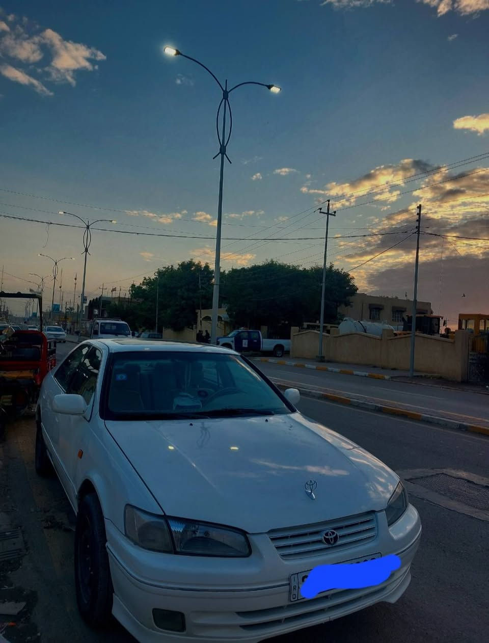 مواصفات كامله كير ومحرك كاملات
سياره نضيفه وحلوه 
رقمها واسط مشروع وطني ثاني يوم تحويل 
الاستفسار  ***********
