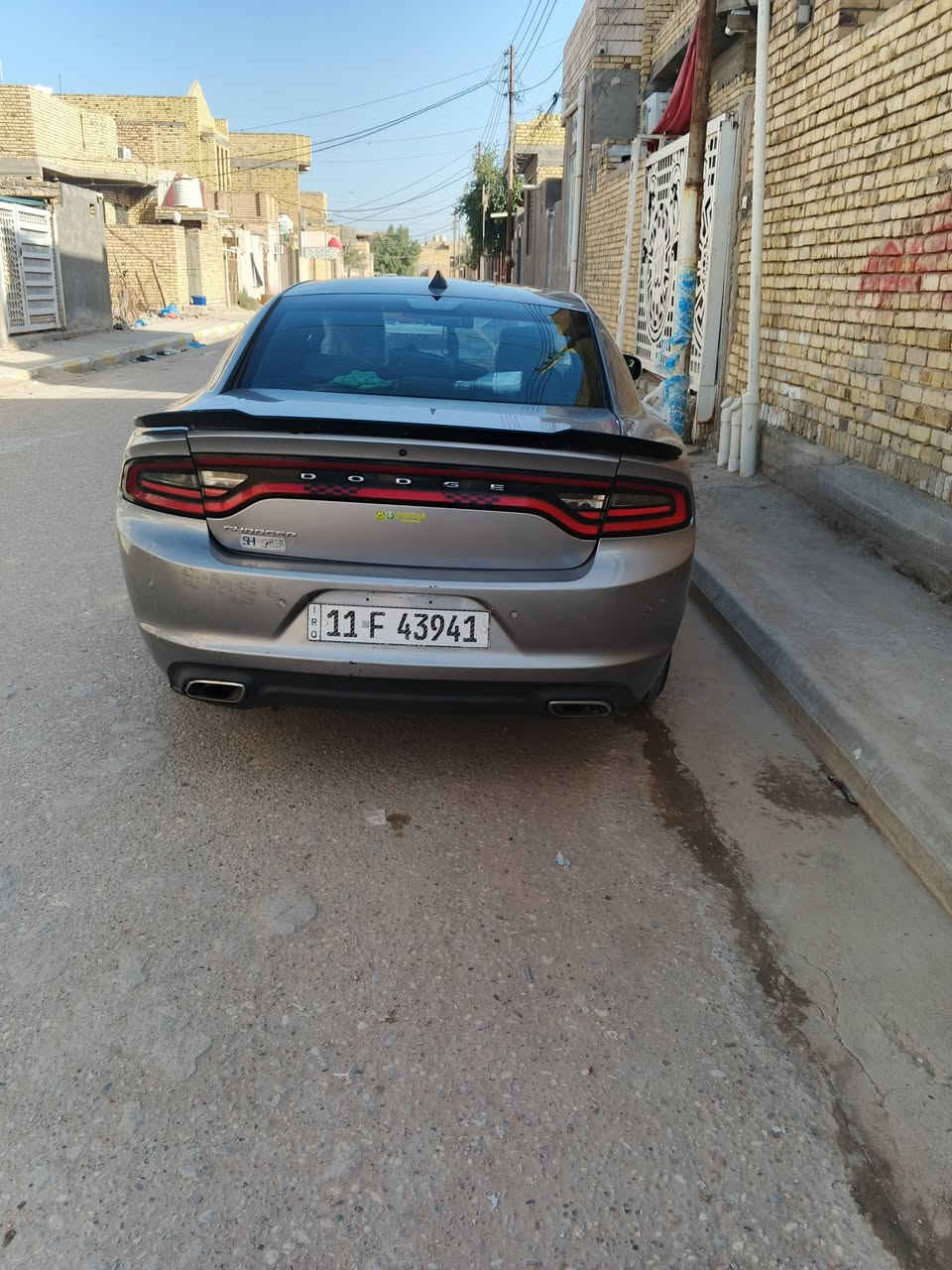 السلام عليكم سياره جارجر للبيع موديل 2015 اصل ب اسمي رقم بغداد حادثه چاملغ امامي جهة السايق سعره 170 وبيه مجال بسيط 
***********
العنوان الفضيله سوق الشيوخ
