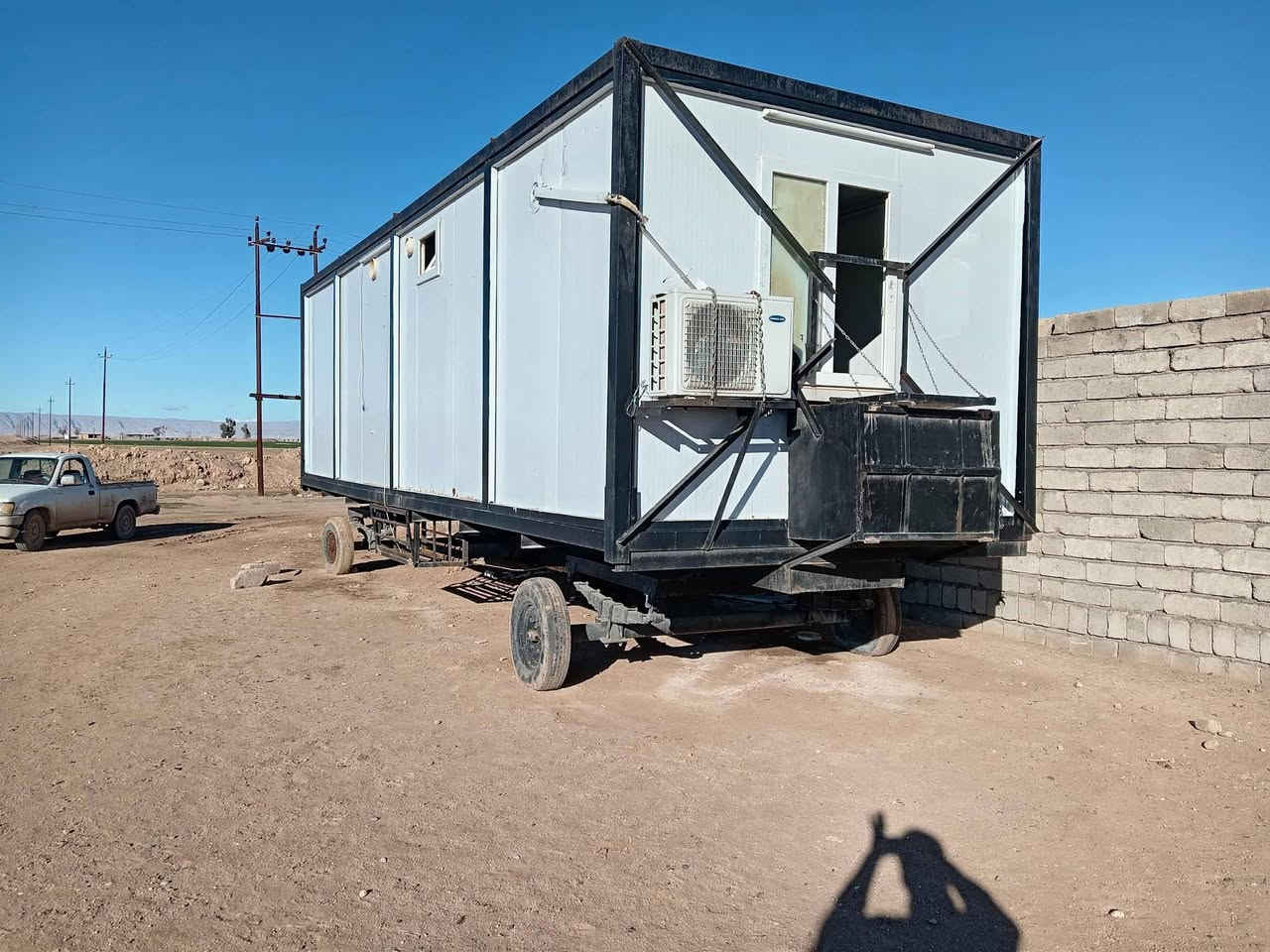 كرفان للبيع الطول ٩ والعرض ٤  السعر على الرقم ***********************
