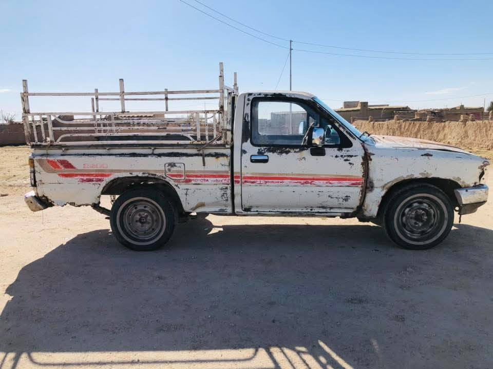 السلام عليكم يوجد بيكم للبيع موديل 1989 رقم صلاح الدين الشرعي في الموصل شرط تحويل قرامه صفر مكان السياره الموصل الا يمن  محرك 2400 السعر 24$ بي مجال لاستفسار اتصل على الرقم ***********اسيا ***********
