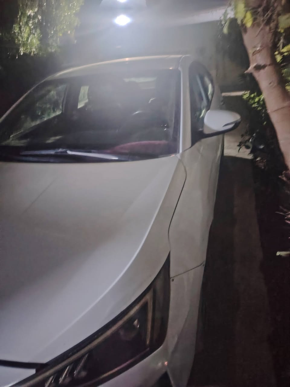 السلام عليكم النترا موديل 20 معروضه ب 165 وبيها مجال بها حق الجيه السياره  سياره جاهزه مال بيت اتصلوا بخير وتدلل *********** وماشي 96
