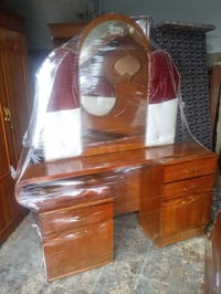 غرفة نوم • للبيع