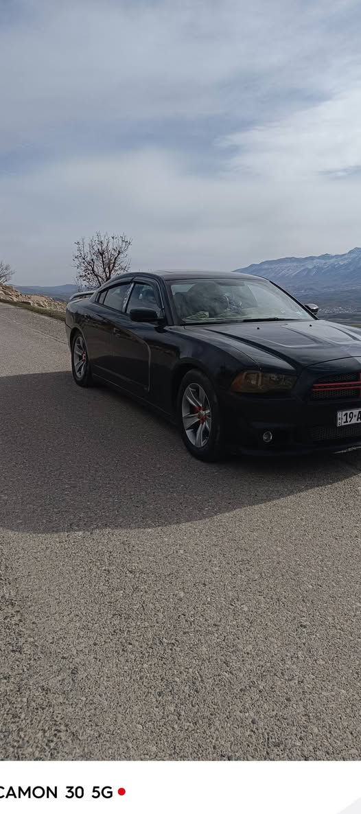 السلام عليكم موديل 13 تفاصيل داخل الصور بيع مستعجل تصل واني خادم ***********
