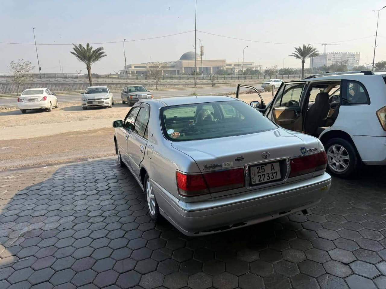 سلام عليكم ملكه للبيع عاديه وحوله كرستال مداور ثاني يوم كفاله عامه للستفسار التصال عله ***********مامتواجد عالفيس
