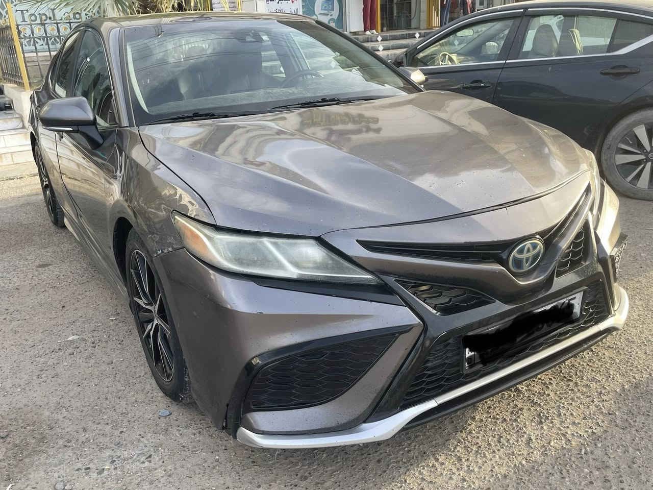 🔺(مكلف بالنشر)🔻👇

🚗 تويوتا كامري SE هايبرد 2022 للبيع، لون رمادي، اقتصادية جداً بالوقود، بحالة جيدة وجاهزة للاستخدام 👈👈موجوده بسامراء👇👇

المواصفات:👉👇

* الماركة: تويوتا
* الموديل: كامري SE Hybrid 2022
* اللون: رمادي ميتالك
* المحرك: 2.5 لتر هايبرد (بنزين + كهرباء)
* عدد السلندرات: 4 سلندر
* القوة: 208 حصان
* ناقل الحركة: أوتوماتيك CVT
* نظام الدفع: أمامي (FWD)
* استهلاك وقود اقتصادي جداً
* تشغيل بصمة (Smart Key)
* تشغيل زر (Push Start)
* شاشة معلومات متعددة الوظائف
* كاميرا خلفية
* بلوتوث وUSB
* مثبت سرعة
* مكيف أوتوماتيك
* إنارة LED أمامية وخلفية
* جنوط رياضية أصلية
* وسائد هوائية متعددة
* نظام ABS مانع الانغلاق
* نظام الثبات الإلكتروني VSC
* نظام مراقبة ضغط الإطارات TPMS
* حساسات أمان وأنظمة مساعدة للسائق

💰 السعر المطلوب: (175$) وقابل للتفاوض👉

📞 للاستفسار: (***********)👉
