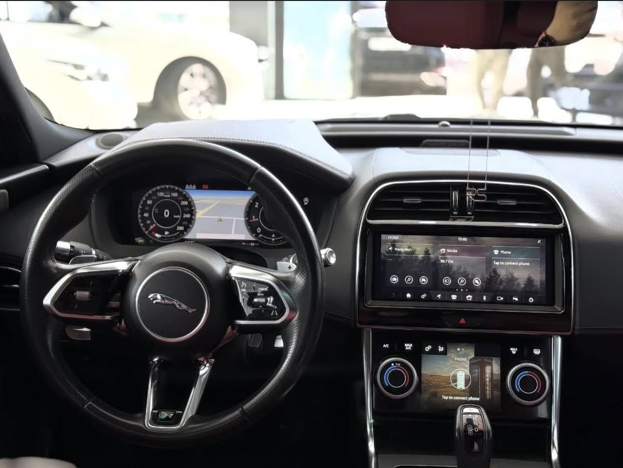 نوع السيارة: جاكوار XE p250 Rdynaminc
موديل السيارة: ٢٠٢٠
المحرك: ٤ سلندر و توربو
الضرر: كلين تايتل صفر شركة سردار وكالة
عداد: ٤٩ الف فقط
المواصفات: اعلى مواصفات
داخل احمر
موقع السيارة : دهوك
السيارة احلى بهواية من الصور و ما بيها اي نقص
السعر: ٢٤ الف دولار و مجال 
☎️: 0750 4237696 WhatsApp
