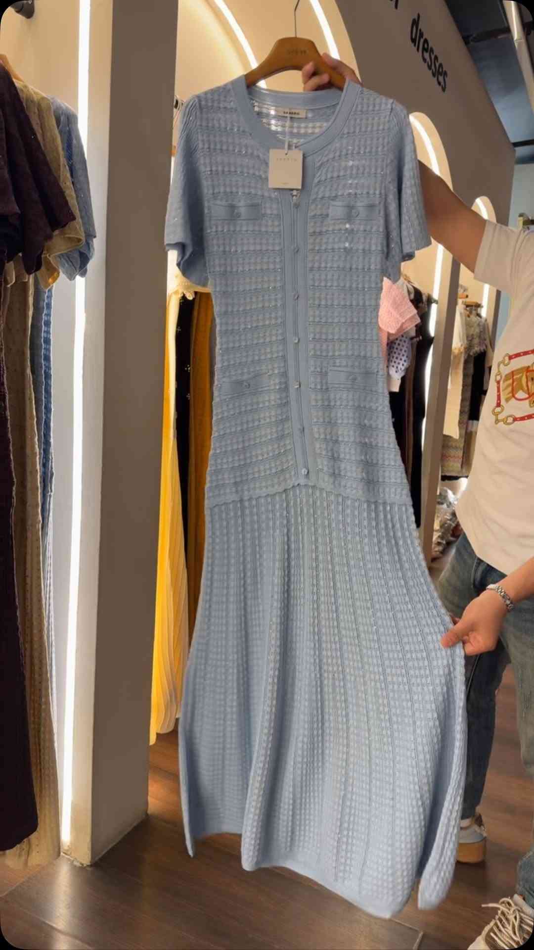 NEKST FASHION🔥🔥 فرع زيونه🔥
‎💥 للحجز دايركت وتساب ع الرقم***********
‎ الفرع الاول المنصور مجاور كراند سماره 
‎الفرع الثاني زيونه شارع الربيعي مجاور ياسر وعمر مجمع علي جارالله 🫰الفرع الثالث المنصور مجاور سهام العبيدي مجمع صوفيا سنتر🔥 #مشاهير العرب #مشاهير_الانستقرام#هيفاء حسوني#  #وليان_البياتي اكسبلور_explore مشاهير_العراق مشاهير_العرب اكبر_تجمع_لبنات_العراقاكسبلور_فولو _فولو
