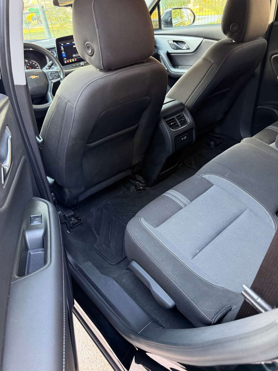 شوفو بلايزر جدددددديد لوك ٢٣ اسليمانيه باسمي السياره كلين بس الدعاميه السياره مكفوله كفاله عامه السياره طك فلين بيع أو مراوس بيكم دبل قماره سيرا أو سلفرادو رام سعره  ٢١ وبي مجال للاتصال على الرقم *********** هذا بي وتساب وعلمن ممتواجد علفيس والرقم الثاني ***********. السياره بلسيديه بغداد, العراق
