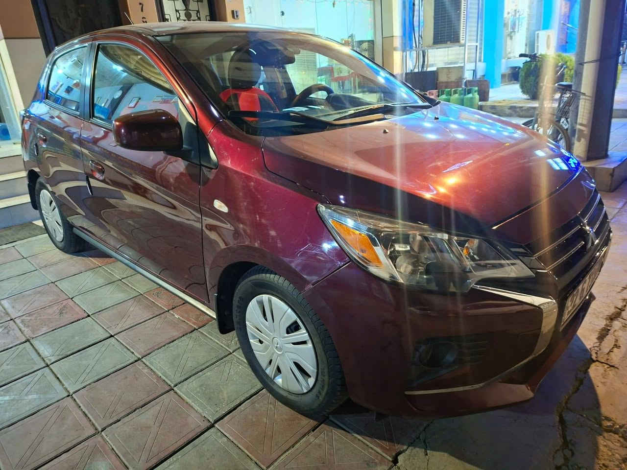 ميراج موديل 2021 هشباك رقم اربيل هزه ورقم جديد 
ماشية 25الف 
سيارة قطعه ونص صبغ خاملغ وباب
كير محرك بشرط  تخم تاير جديد 
سيارة بسمي تحويل ثاني يوم *********** مكان سيارة اربيل
