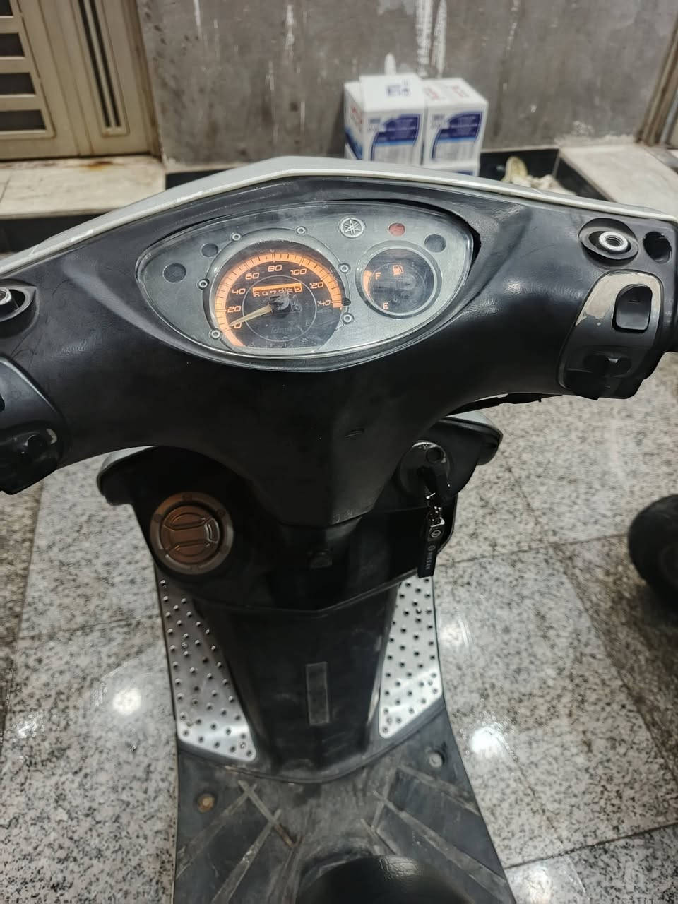 سلام عليكم شباب دراجه ثعلب جتي آر دراجه رمبه جديد صارله 3اشهر من نزلته من ربمه كهربائيته كله شغاله سلف لايت عالي ناصي دبل إشارة شرط مشي طيران 140 وفصله تايرت جدد مالات بلاد سعر 750 وبيه مجال لطيبين مكان البصرة ***********
