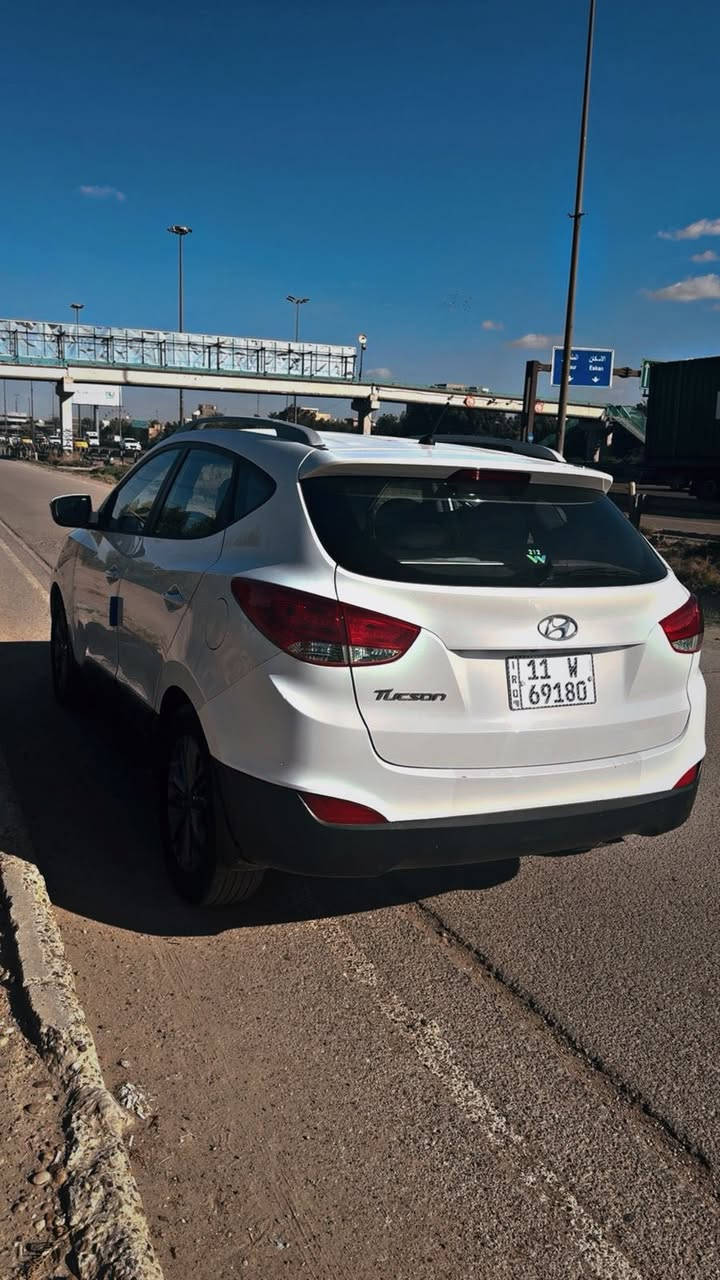 السلام عليكم
للبيع توسان موديل 16 
خليجي مكفوله من التبديل والصبغ البارد والتكحيل 
السياره الحمدلله بالواقع احلى من الصور  

السعر 162 وبيها مجال بسيط 

***********
