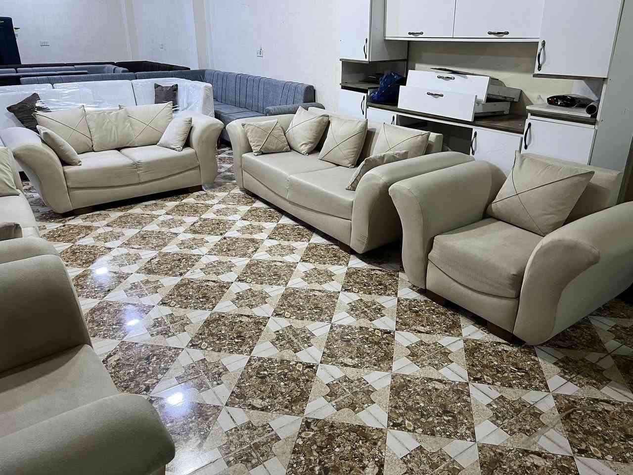 @

ئةم تاقم قةنةفة 10نةفةريية
بؤفرؤشتن بيعيبة توركيية
ژم***********
شوين كةلار سةرجادةي ئاوارةكان
