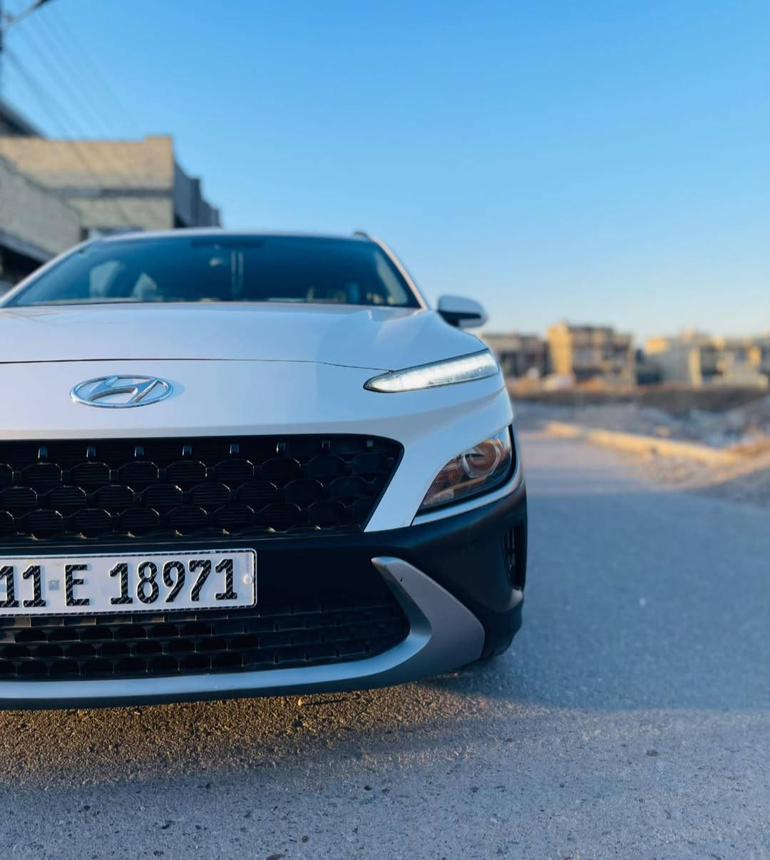 هيونداي كونا امريكي موديل 22
حادثها بنيد وجاملغ وباب 
مكينه 2000 دوش 
ماشيه 37 ميل 
مواصفاتها فول عده الفتحه والجلد
شاشه كبيره ابل كار بلي 
كامره دواره 
بصمه ابواب وتشغيل 
رادارات جانبيه ونقط عمياء 
رادارات امامي خلفي 
توقف ذاتي امامي خلفي
تشغيل عن بعد
اوتو هولد اطفاء ذاتي عند الوقوف
رادار تحديد مسار وقياده ذاتيه 
فور ويل 
مانع انزلاق نزول منحدرات 
مودات قياده ٣ انضمه 
اشاير بالمري 
لد نهاري 
فول تحكم ستيرن 
رقم بغداد انكليزي ب اسمي سنويه والهزه جديده 
السياره مناقصها اي شي كله جاهز باتري تخم تاير وصدر وتدفئه وتبريد كله ع وضع الشركه 
السعر بلاش 118 
مكاني بغداد ***********
