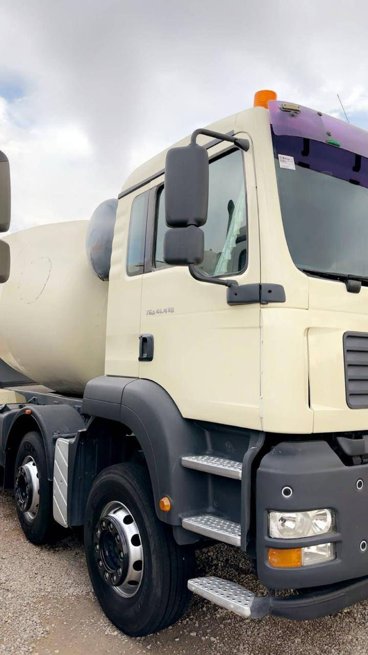 سلام عليكم 
خباطه مان 
موديل 2004
بم ونوزل جذر 10متر رقم سليمانية 
نفس يوم يتحول للمشتري سيارة جهاز مكفول كفاله مابي صبغ السعر 3شدات وبي مجال اتصال على أرقام التالية ***********
***********
***********
