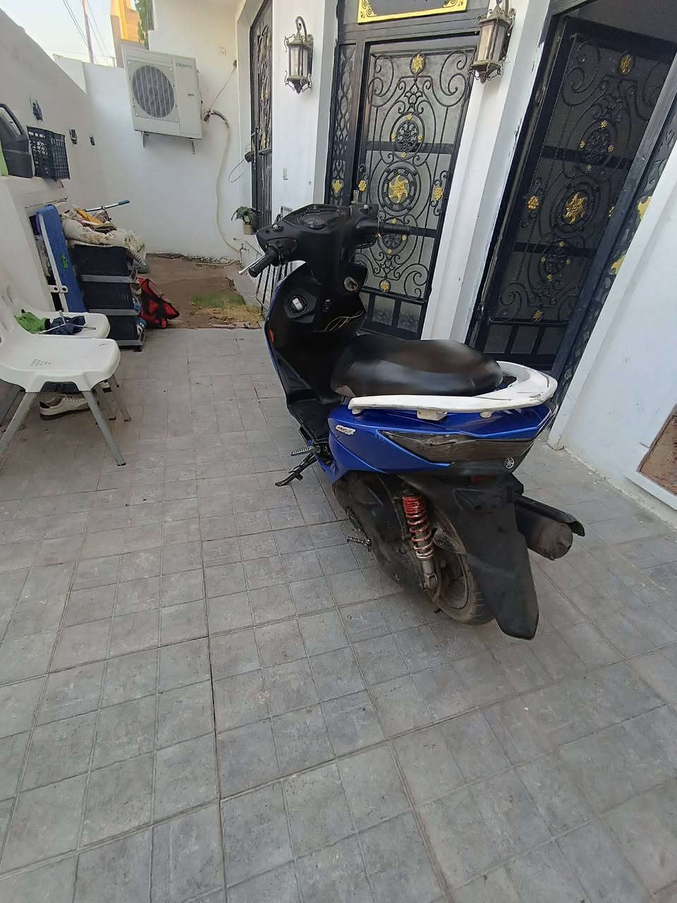 السلام عليكم دراجه سكنس لد حديث للبيع
السعر 800 و بيها مجال بسيط 
المكان سلمان باك المدائن تحديداً التصنيع قرب قاعه اوسكار 
الرقم ***********
الدراجه مكينتها ناعمه و خير من الله 
اوراق ما بيها
